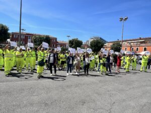 Protesta UGL su ABC Latina